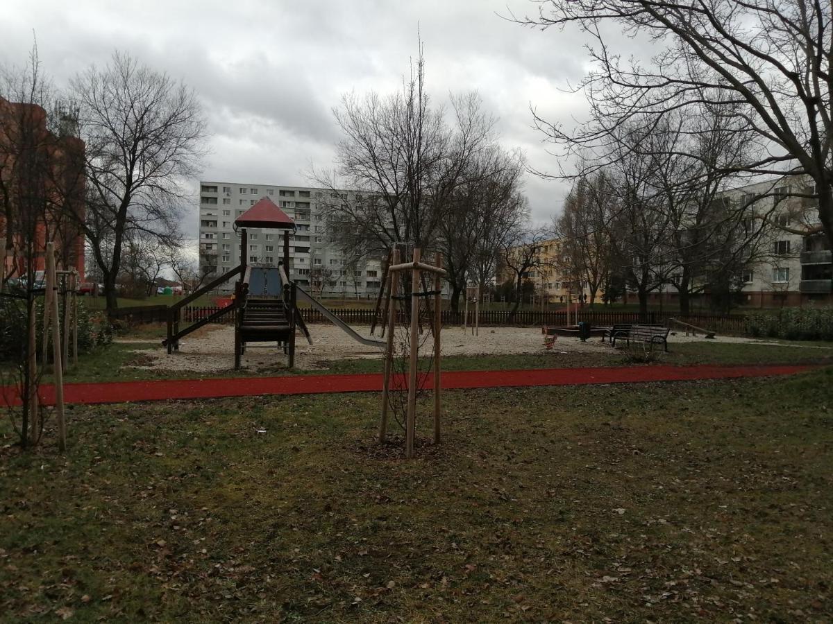Ubytovanie Emily Dunajská Streda Exteriör bild