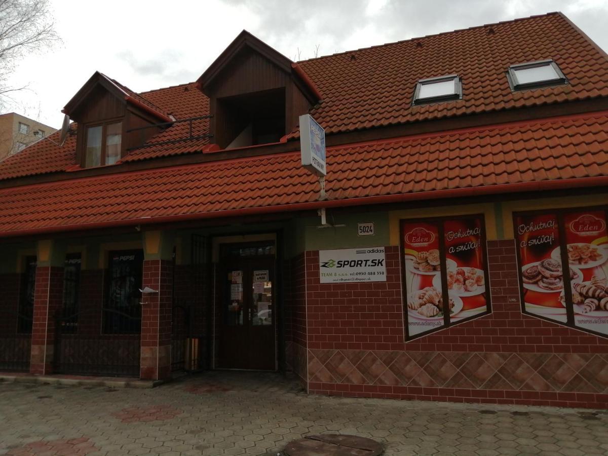 Ubytovanie Emily Dunajská Streda Exteriör bild